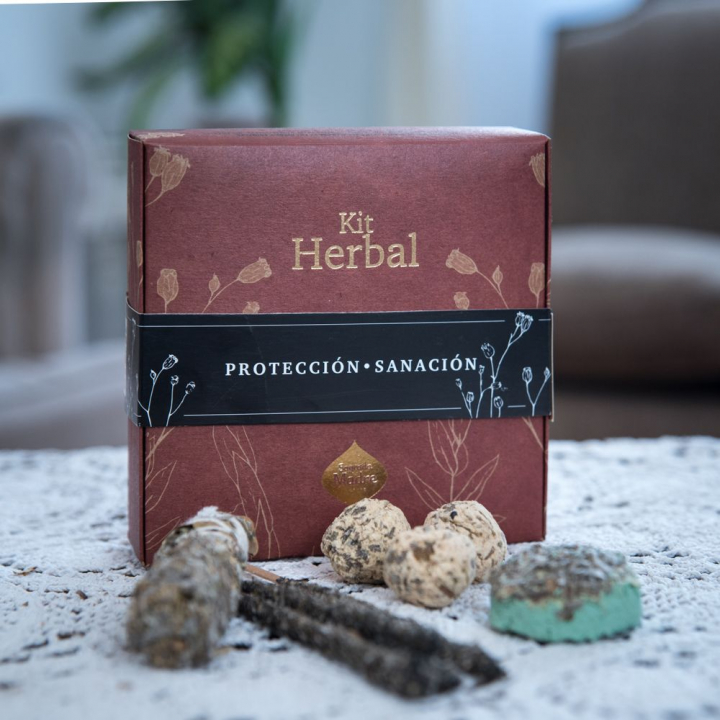 Herbal Protecting Kit -yrttisuojauspakkaus ryhmässä Koti & Sielu / Rituaali & Seremonia / Suitsuke, Kynttilät & Tuoksut @ Rawfoodshop Scandinavia AB (70-01)