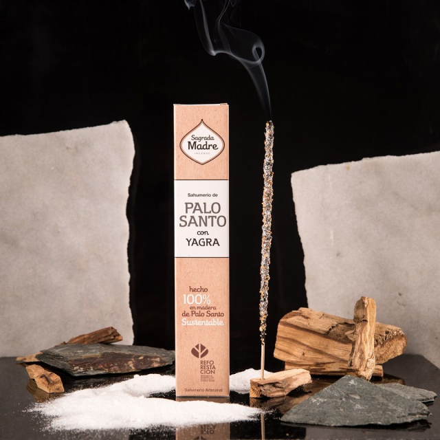 Palo Santo & Yagra suitsuketikkuja 8 kpl